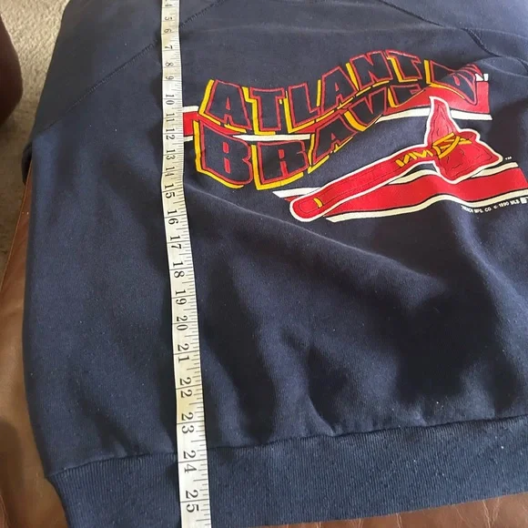 Atlanta Braves jersey sweatshirt, vintage great shape preowned-large - Picture 7 of 7